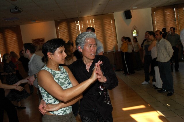 min 2006 05 07 agora 081